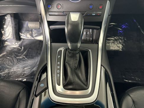 Used 2015 Ford Edge Titanium w/ Equipment Group 301A image 17
