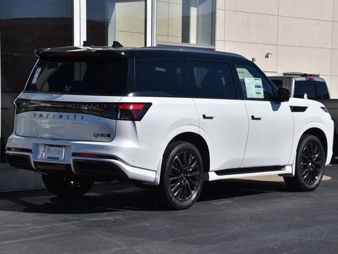 New 2026 INFINITI QX80 Autograph w/ Premium Cargo Package image 8