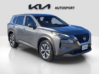 Used 2023 Nissan Rogue SV video 3