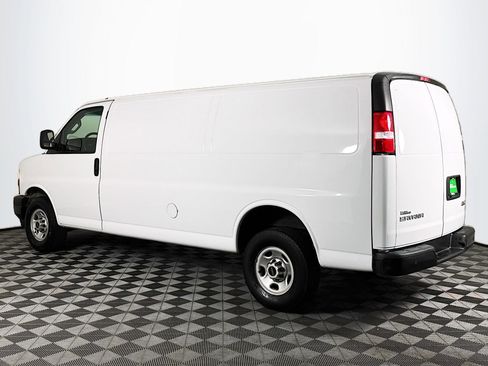 Used 2023 GMC Savana 2500 Extended w/ Driver Convenience Package image 6