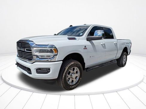 Used 2024 RAM 2500 Laramie w/ Safety Group AWD/4WD image 8