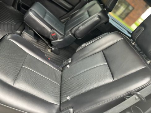 Used 2017 Ford Expedition Limited w/ Equipment Group 301A image 19