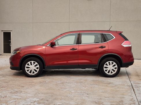 Used 2016 Nissan Rogue S AWD/4WD image 4