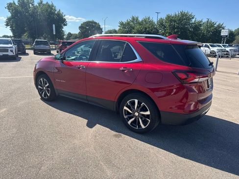 Used 2023 Chevrolet Equinox Premier AWD/4WD image 9