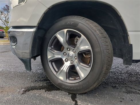 Used 2024 RAM 1500 Laramie image 36