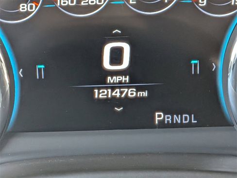 Used 2017 Chevrolet Suburban Premier image 35