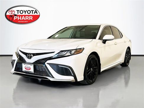 Used 2023 Toyota Camry XSE image 1