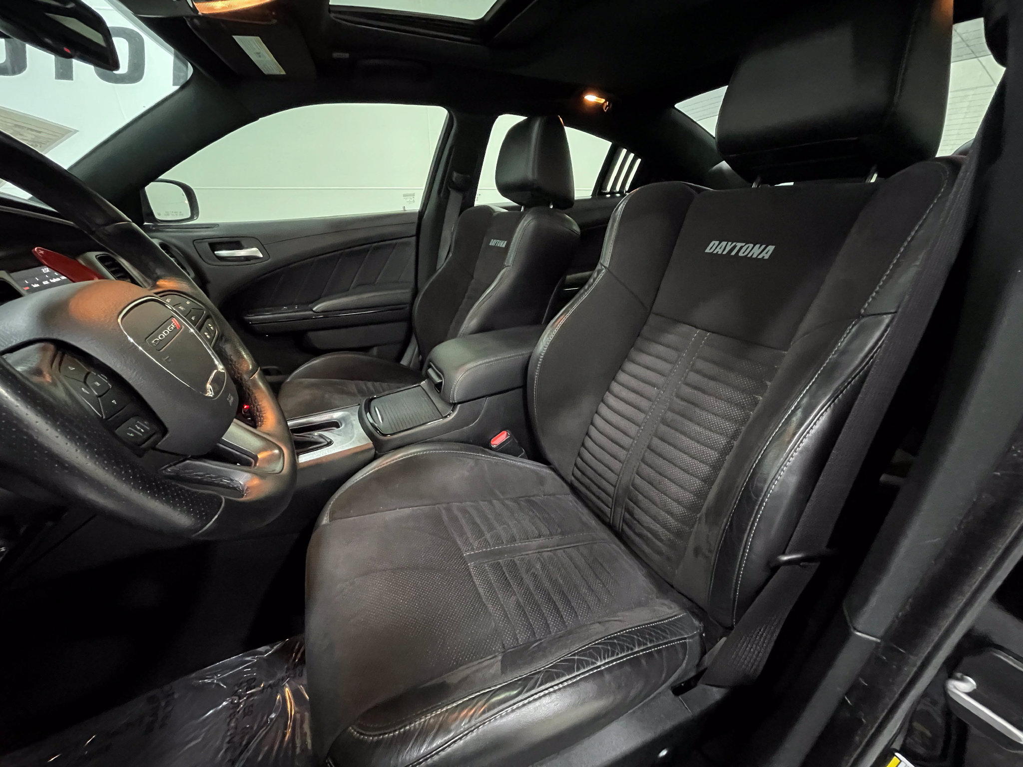 Used 2020 Dodge Charger Scat Pack w/ Daytona Edition Group RWD image 13