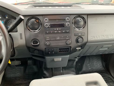 Used 2014 Ford F250 XL w/ XL Value Package image 15