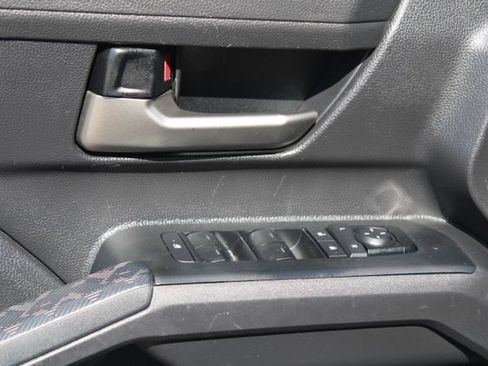 Used 2024 Toyota Tacoma TRD Off-Road AWD/4WD image 18