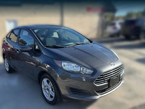 Used 2018 Ford Fiesta SE FWD image 13