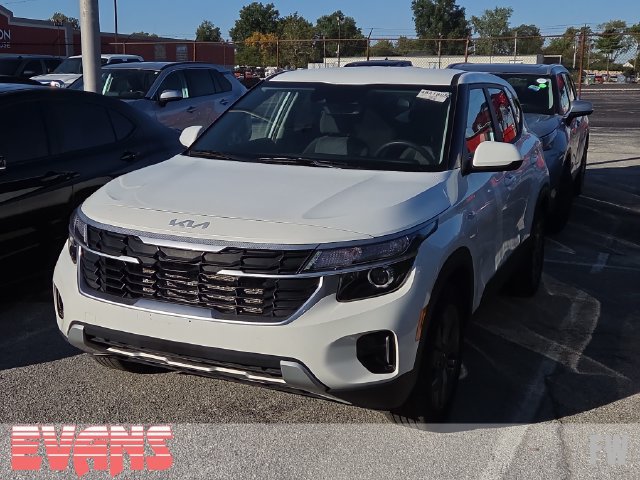 Used 2026 Kia Seltos LX FWD image 3