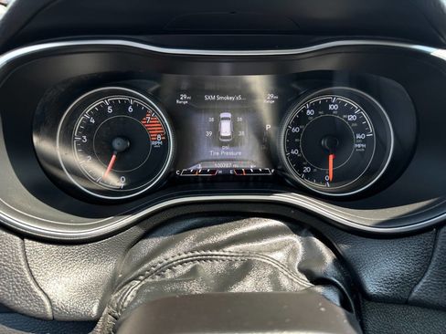 Used 2019 Jeep Cherokee Limited image 53