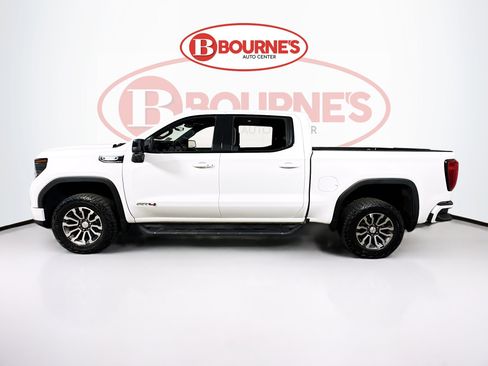 Used 2023 GMC Sierra 1500 AT4 w/ AT4 Premium Package AWD/4WD image 9