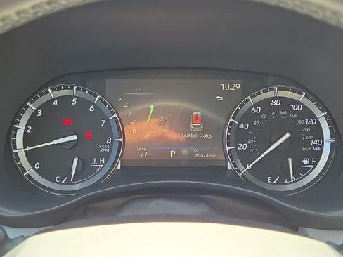 Used 2021 Toyota Highlander XLE AWD/4WD image 20