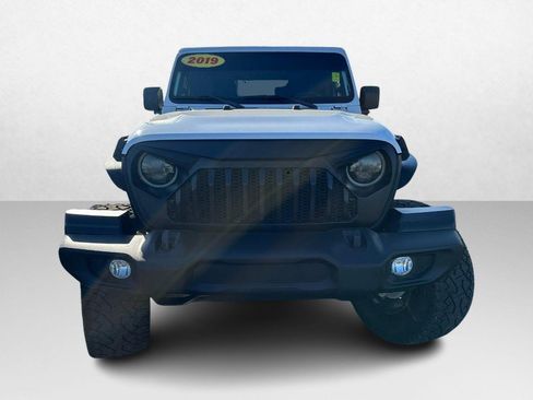 Used 2019 Jeep Wrangler Sport image 8