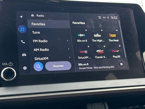 Certified 2024 Toyota Prius Prime SE image 20