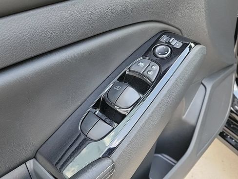 Used 2023 Nissan Altima 2.5 SV FWD image 29