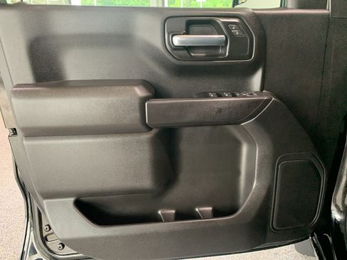 Used 2025 Chevrolet Silverado 1500 Custom RWD image 24