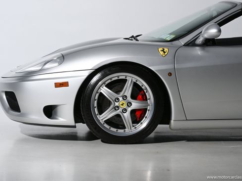 Used 2004 Ferrari 360 Spider RWD image 18