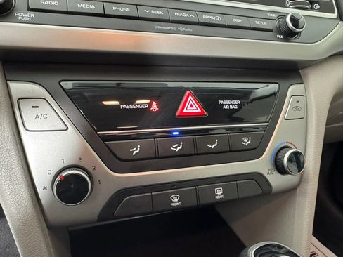 Used 2018 Hyundai Elantra SEL w/ Cargo Package image 20