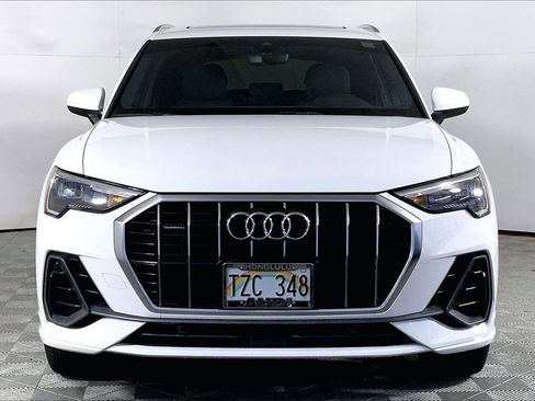 Used 2020 Audi Q3 2.0T Premium w/ Convenience Package image 2