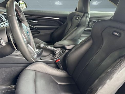 Used 2018 BMW M4 Coupe RWD image 5