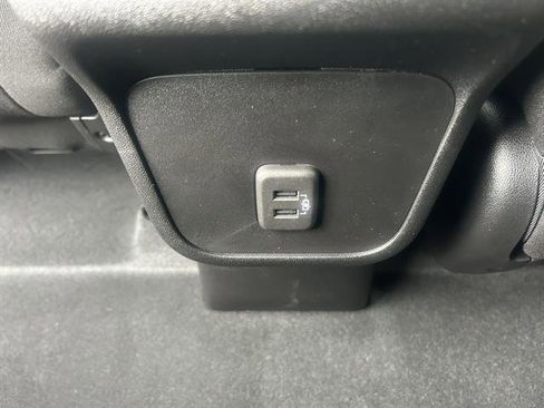 Used 2019 Chevrolet Equinox LT image 31