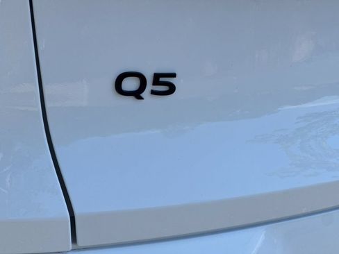 Certified 2025 Audi Q5 Premium AWD/4WD image 39