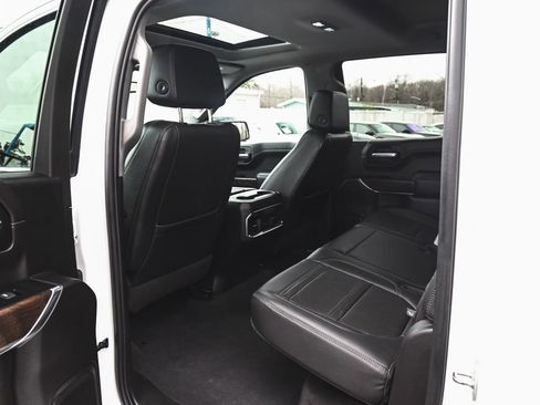 Used 2022 GMC Sierra 1500 Denali w/ Denali Reserve Package image 17