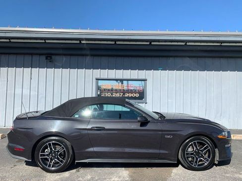 Used 2023 Ford Mustang GT Premium image 7
