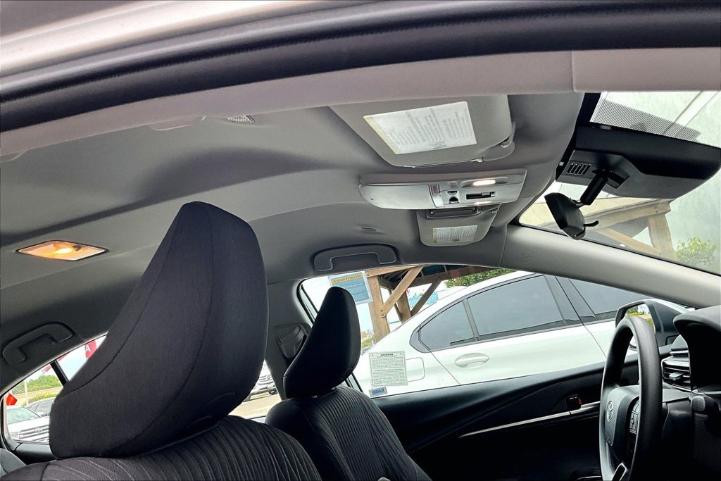 Used 2026 Toyota Camry LE FWD image 27