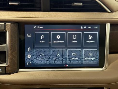 Used 2023 GMC Yukon XL Denali AWD/4WD image 14