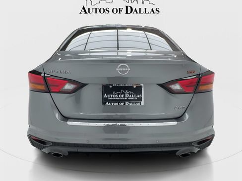 Used 2023 Nissan Altima 2.5 SR w/ SR Premium Package AWD/4WD image 9