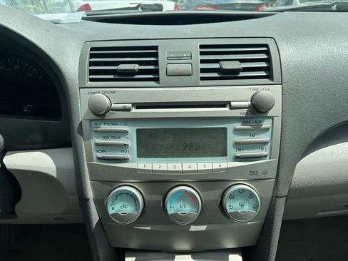 Used 2007 Toyota Camry CE FWD image 12