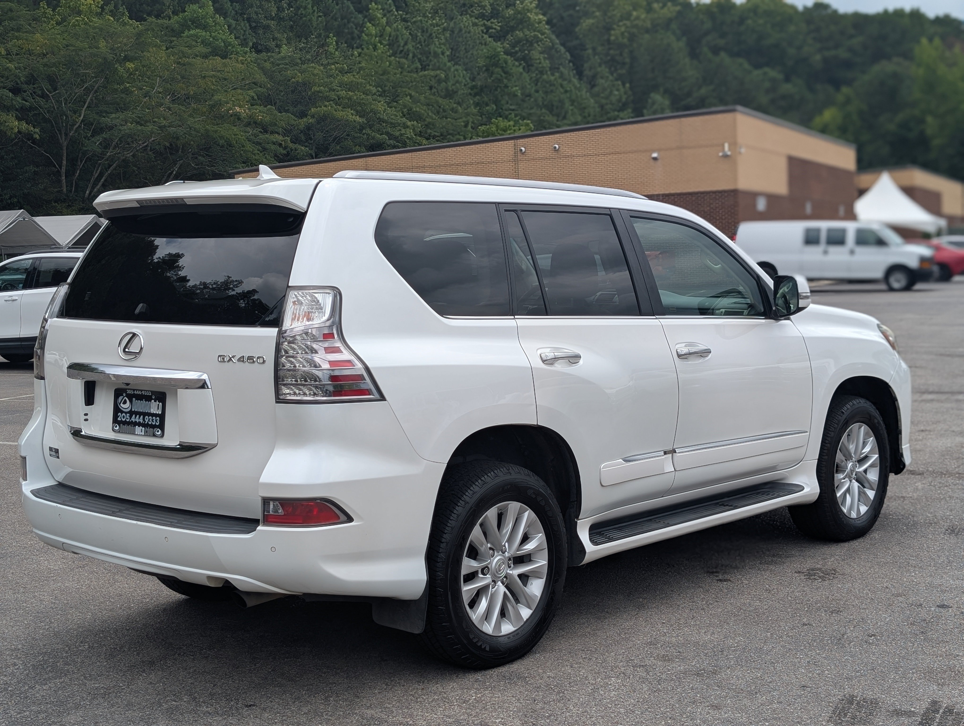Used 2015 Lexus GX 460 w/ Premium Package AWD/4WD image 9