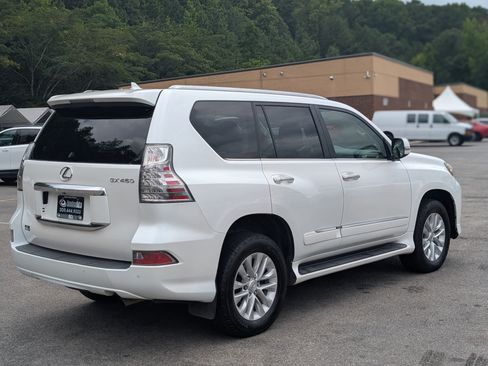 Used 2015 Lexus GX 460 w/ Premium Package AWD/4WD image 9