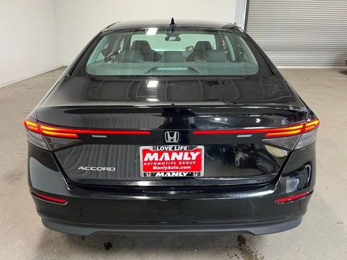 Used 2023 Honda Accord LX image 4