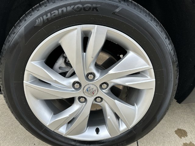 Certified 2024 Buick Encore GX Preferred AWD/4WD image 28