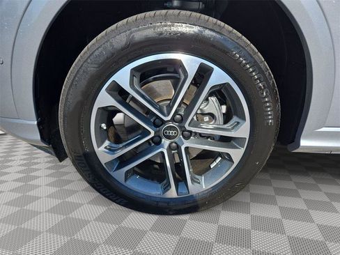 New 2025 Audi Q5 Premium image 10