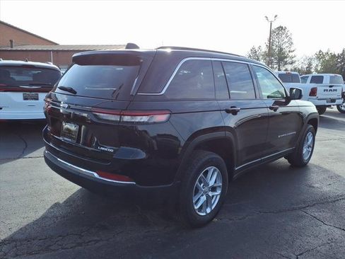 New 2025 Jeep Grand Cherokee Laredo X image 3