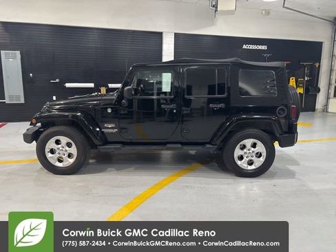 Used 2013 Jeep Wrangler Unlimited Sahara w/ Dual Top Group image 5