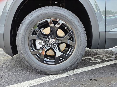 New 2026 Volkswagen Atlas Peak Edition AWD/4WD image 10