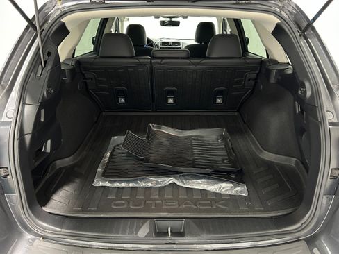 Used 2019 Subaru Outback 3.6R Limited w/ Popular Package #2 AWD/4WD image 31