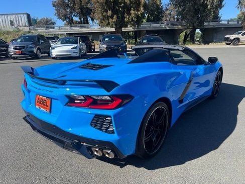 Used 2023 Chevrolet Corvette Stingray Premium Conv w/ Z51 Performance Package RWD image 7