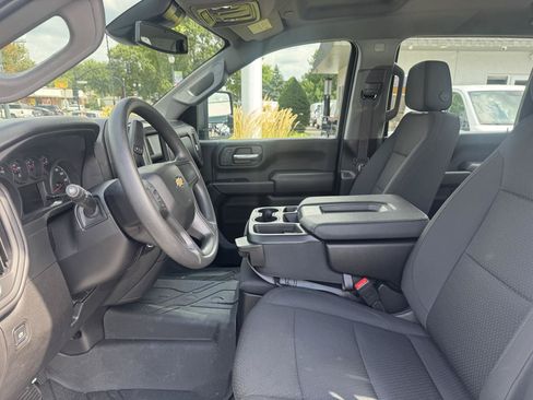 Used 2025 Chevrolet Silverado 2500 W/T w/ WT/CX Safety Package AWD/4WD image 14