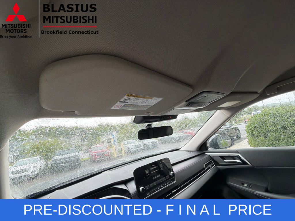 Used 2024 Mitsubishi Outlander SE FWD image 36