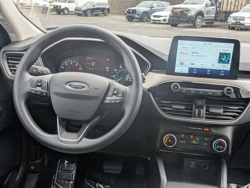 Used 2021 Ford Escape SE image 28
