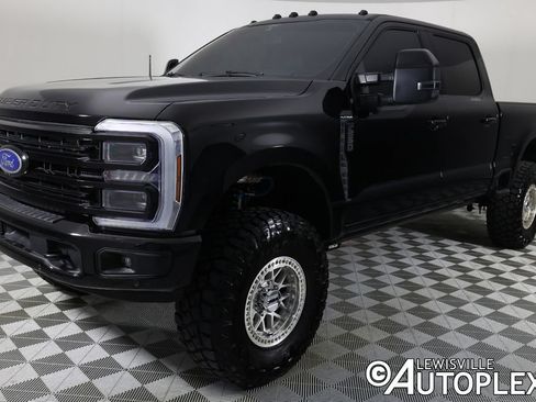 Used 2026 Ford F250 Platinum AWD/4WD image 10