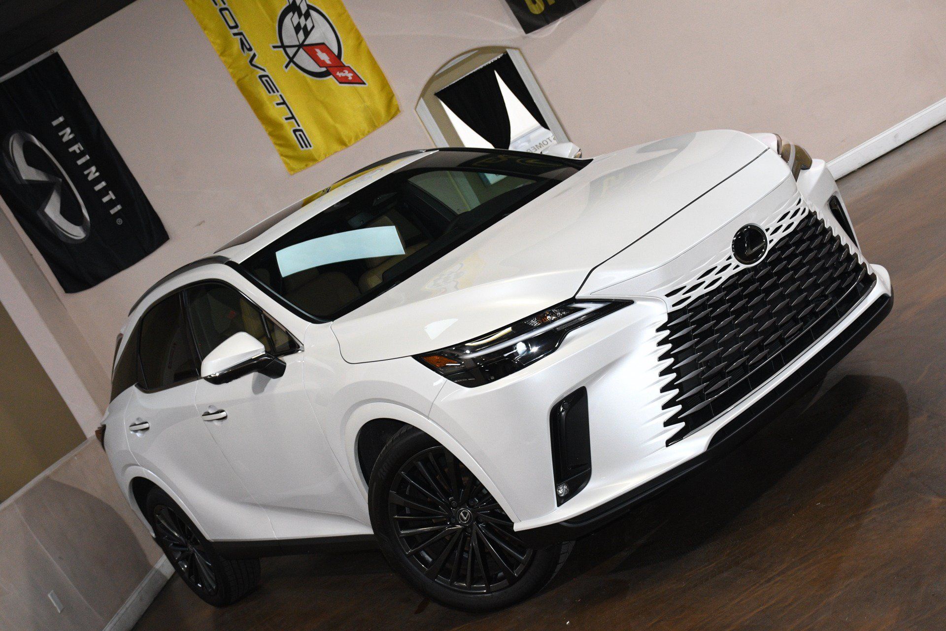 Used 2025 Lexus RX 350 Premium w/ Convenience Package FWD image 77